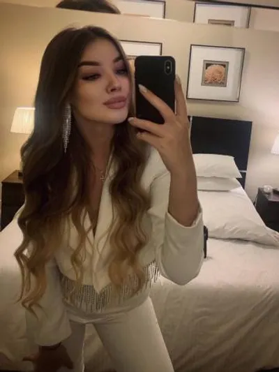 Моника, 23 года